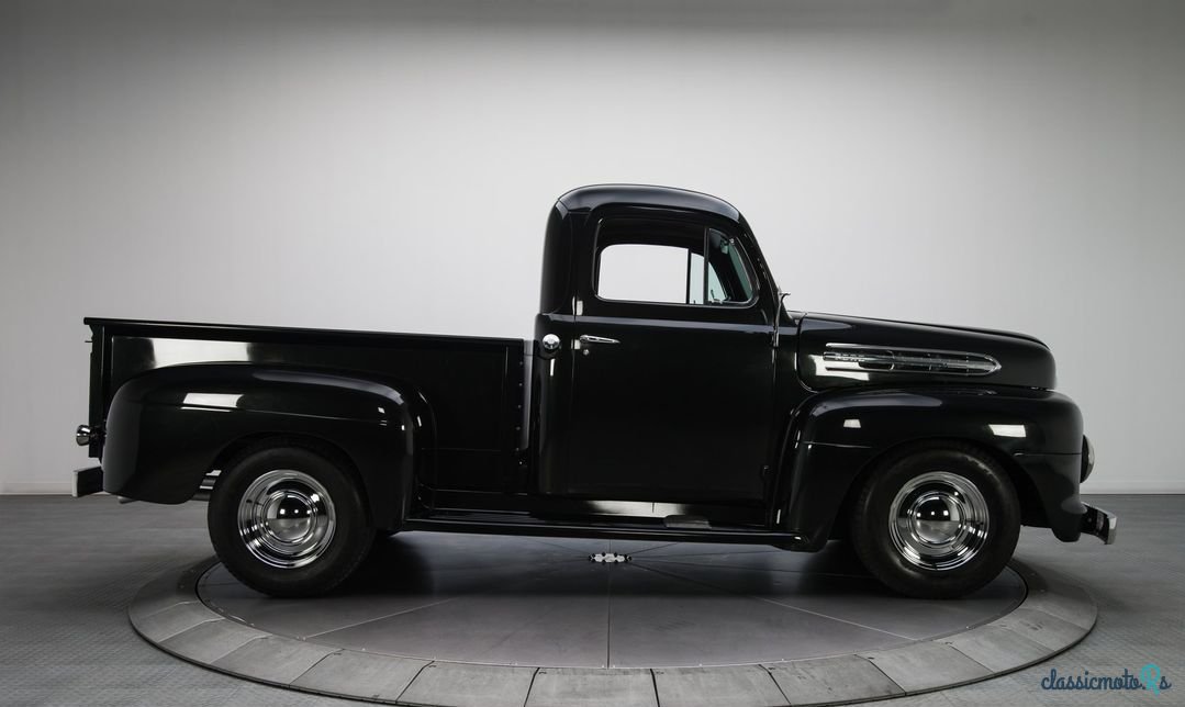 1952' Ford F-100 photo #3
