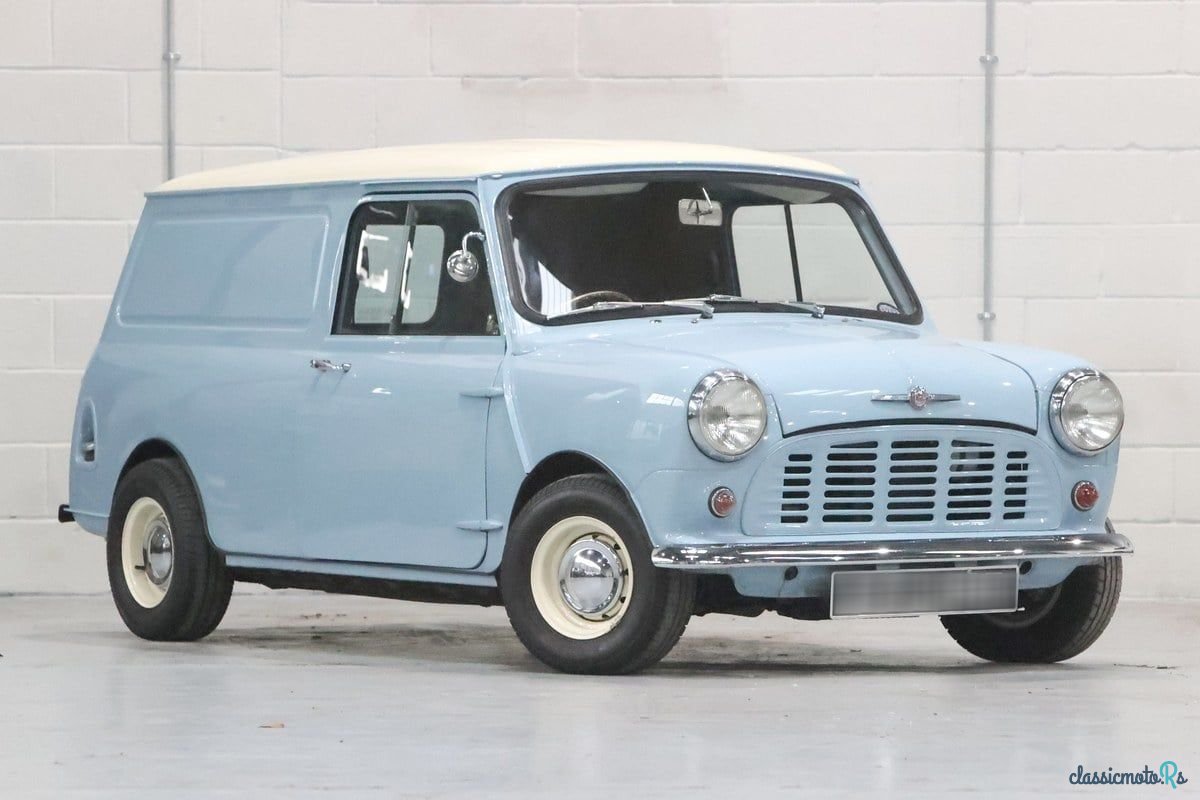 1975' Morris Minor Van photo #1