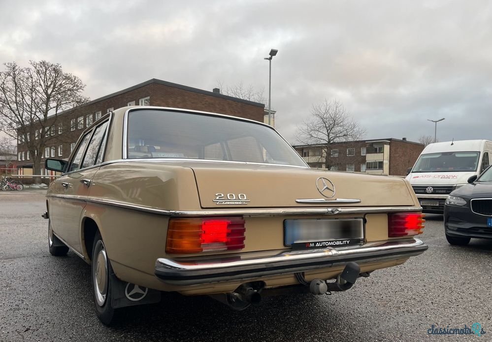 1974' Mercedes-Benz W115 photo #4