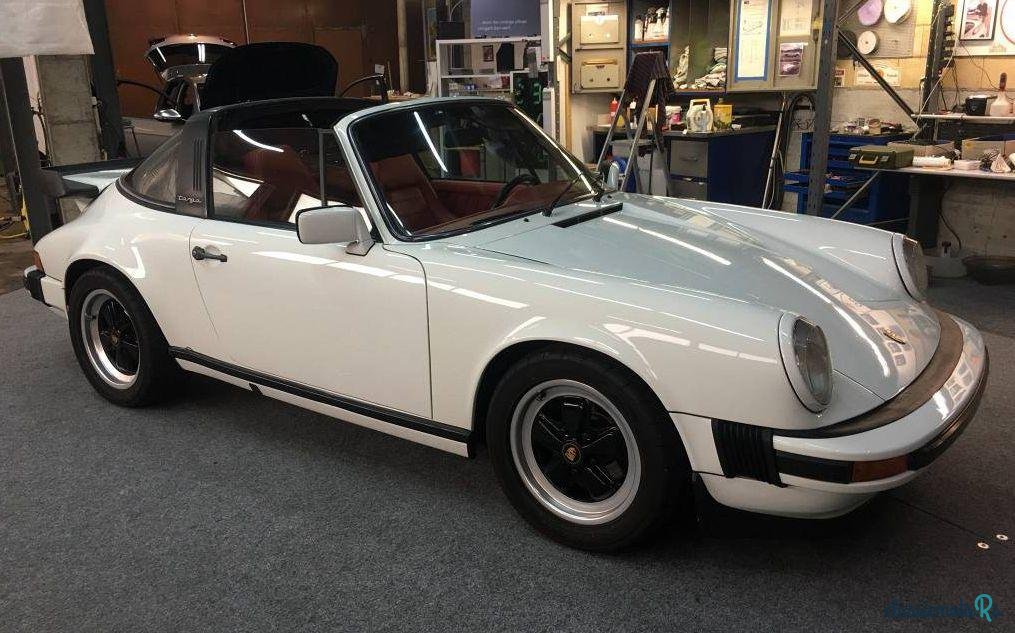 1980' Porsche 911 photo #3
