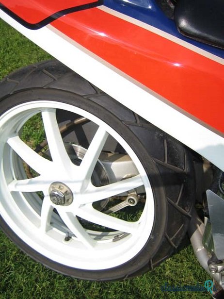 1990' Honda 748 photo #3