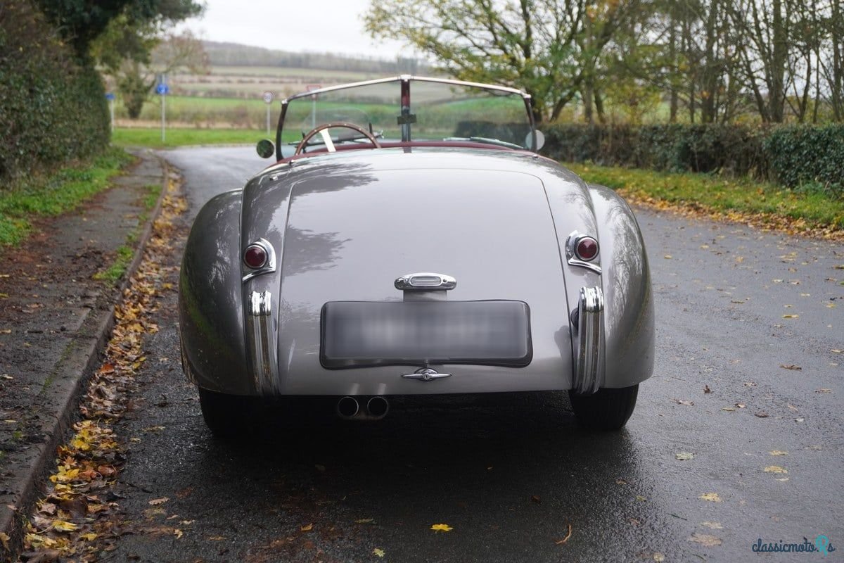 1950' Jaguar Xk120 photo #5