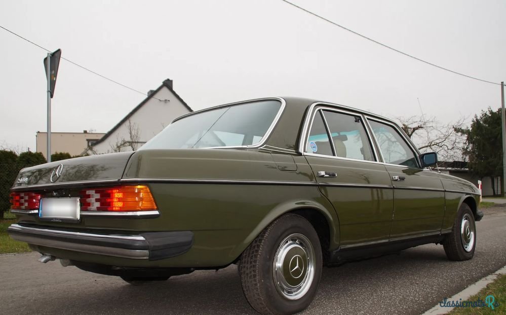 1979' Mercedes-Benz W123 photo #5