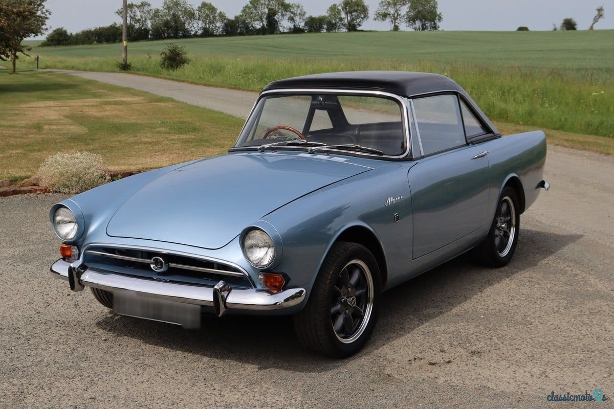 1967' Sunbeam Alpine photo #1