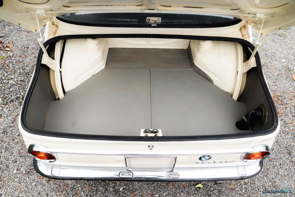 1971' BMW 02 Series photo #5