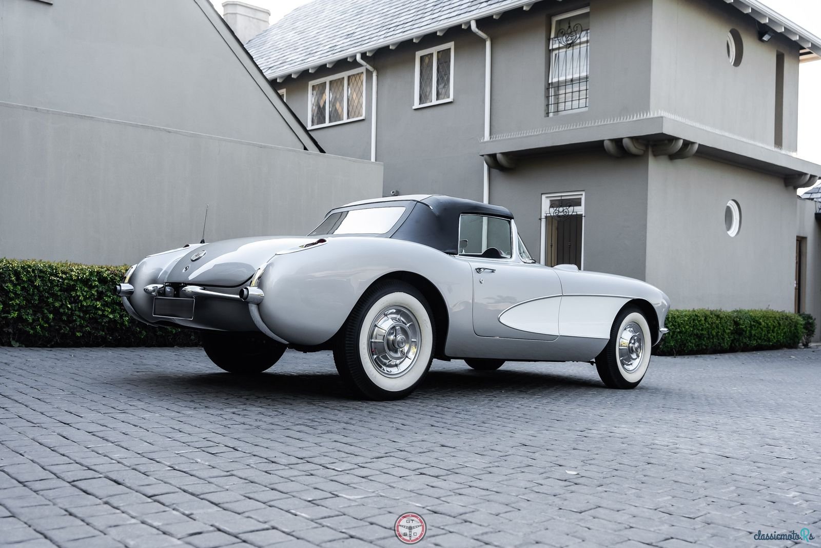 1953' Chevrolet Corvette photo #3