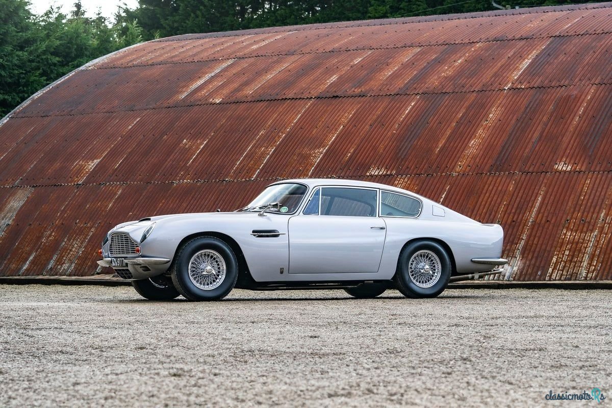 1967' Aston Martin DB6 photo #5