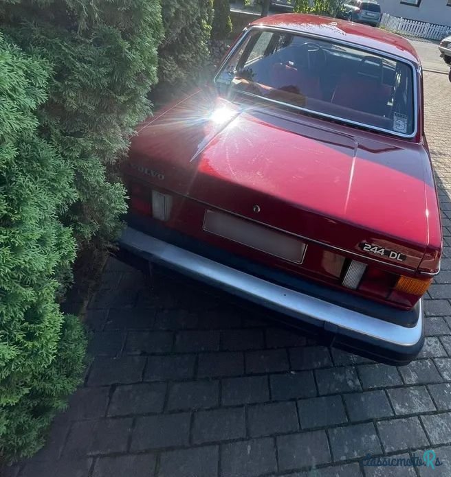 1979' Volvo 244DL photo #2