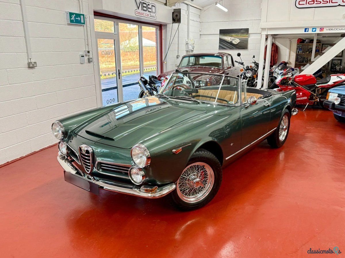 1966' Alfa Romeo Spider photo #4