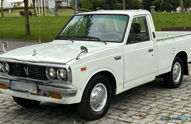 1978' Toyota Hilux photo #1