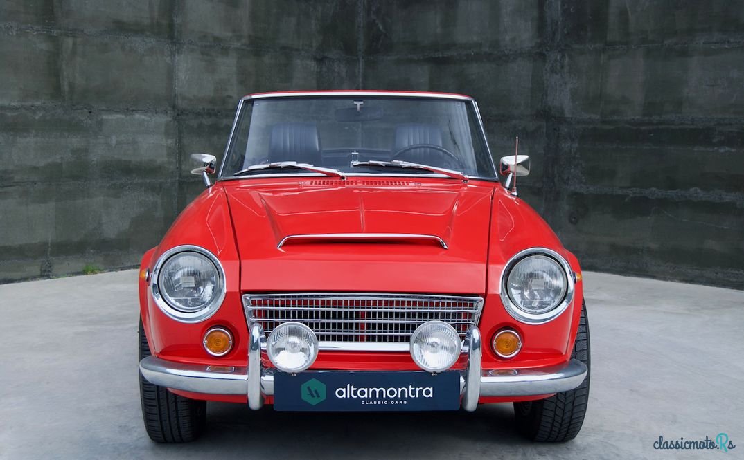 1969' Datsun Fairlady photo #2