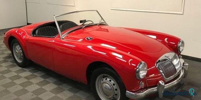 1957' MG MGA 1500 Roadster photo #2