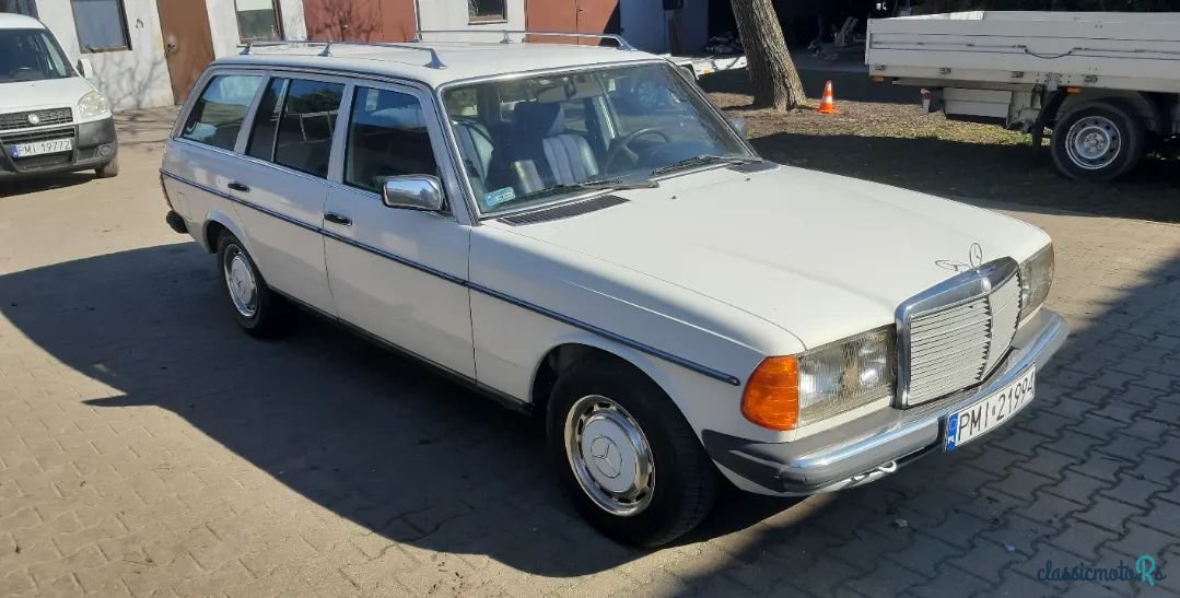 1980' Mercedes-Benz W123 photo #3