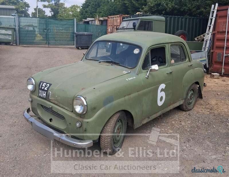 1957' Standard Ten photo #3