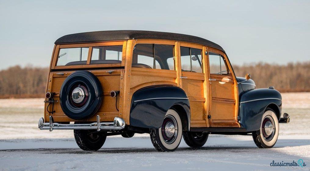 1941' Ford Deluxe Super Deluxe Station Wagon photo #3