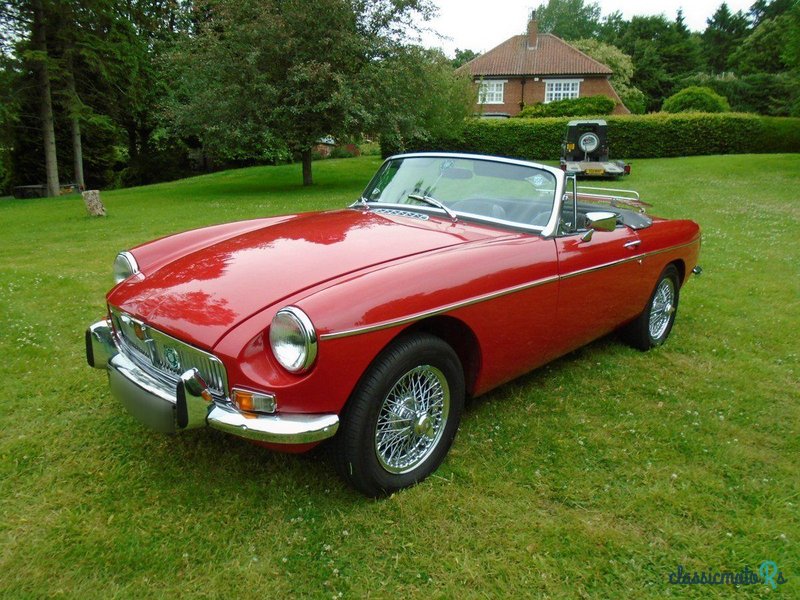 1971' MG MGB photo #2