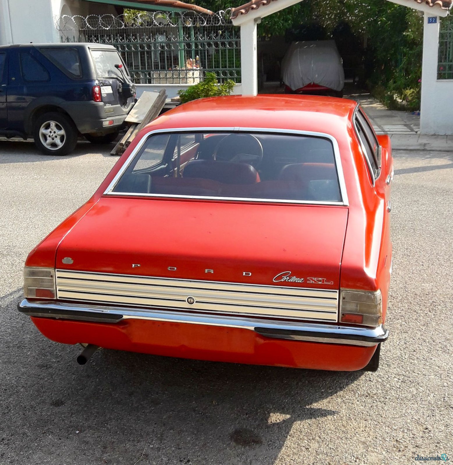 1971' Ford Cortina photo #2