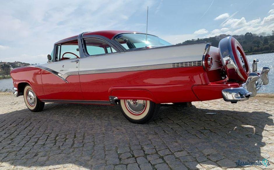 1956' Ford Thunderbird Fairlane Crown Victória photo #3