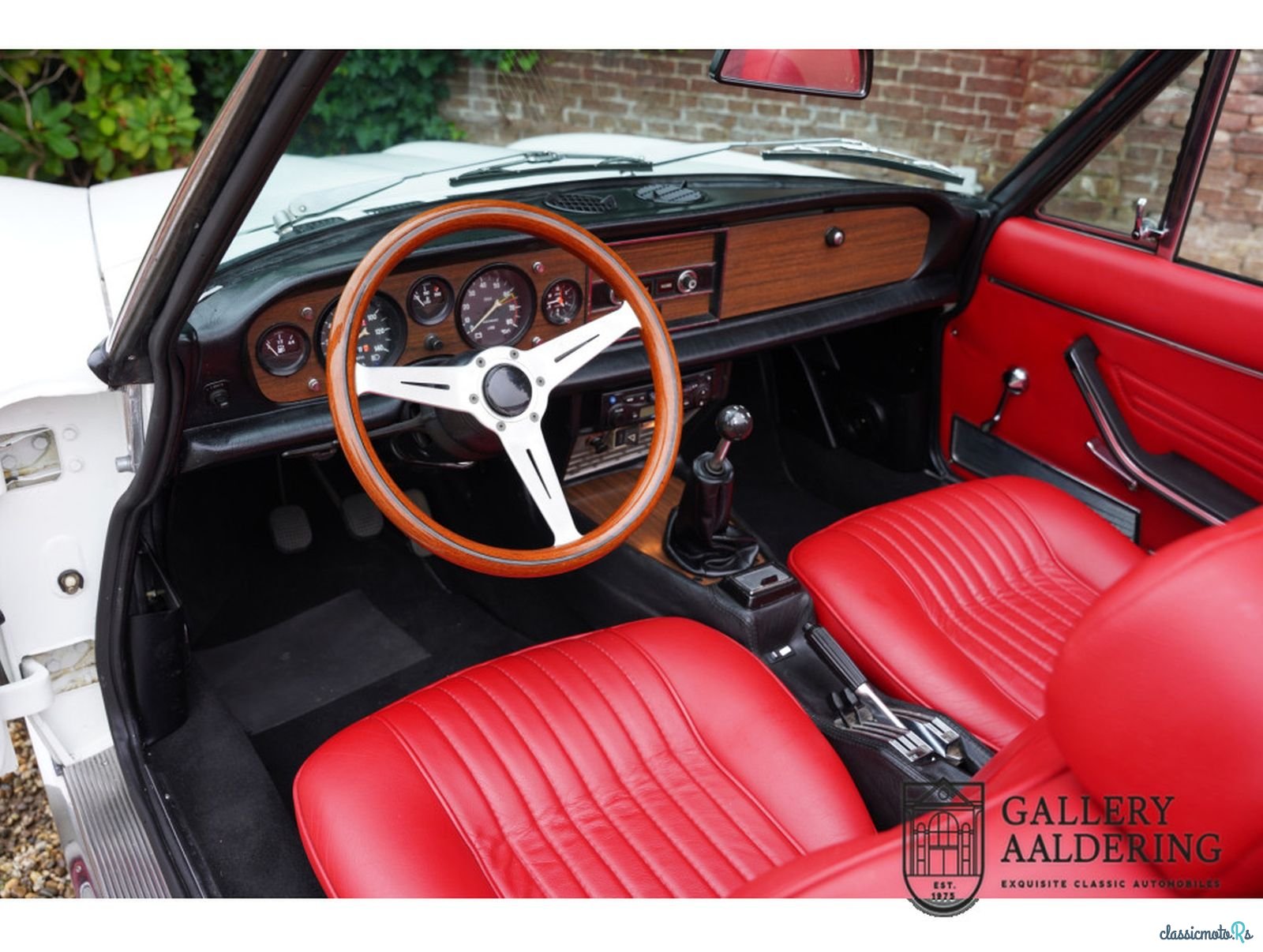 1977' Fiat 124 Sport Spider photo #3