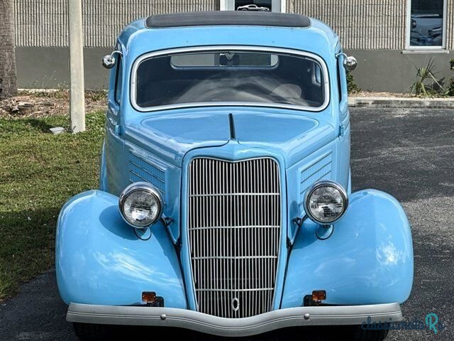 1935' Ford Model 48 photo #2