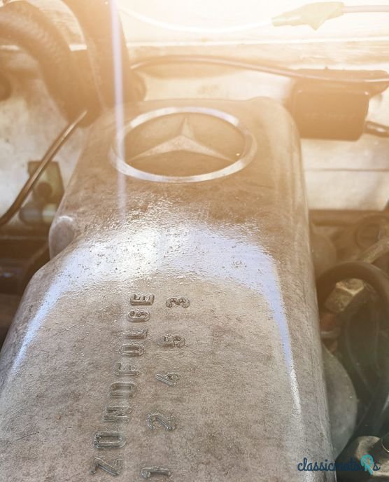 1976' Mercedes-Benz 300 photo #2