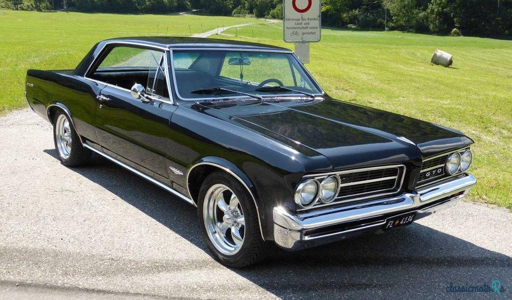 1964' Pontiac GTO photo #1