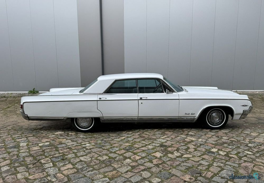 1964' Oldsmobile Ninety Eight photo #3