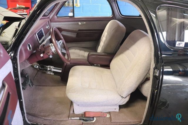 1941' Chevrolet photo #2