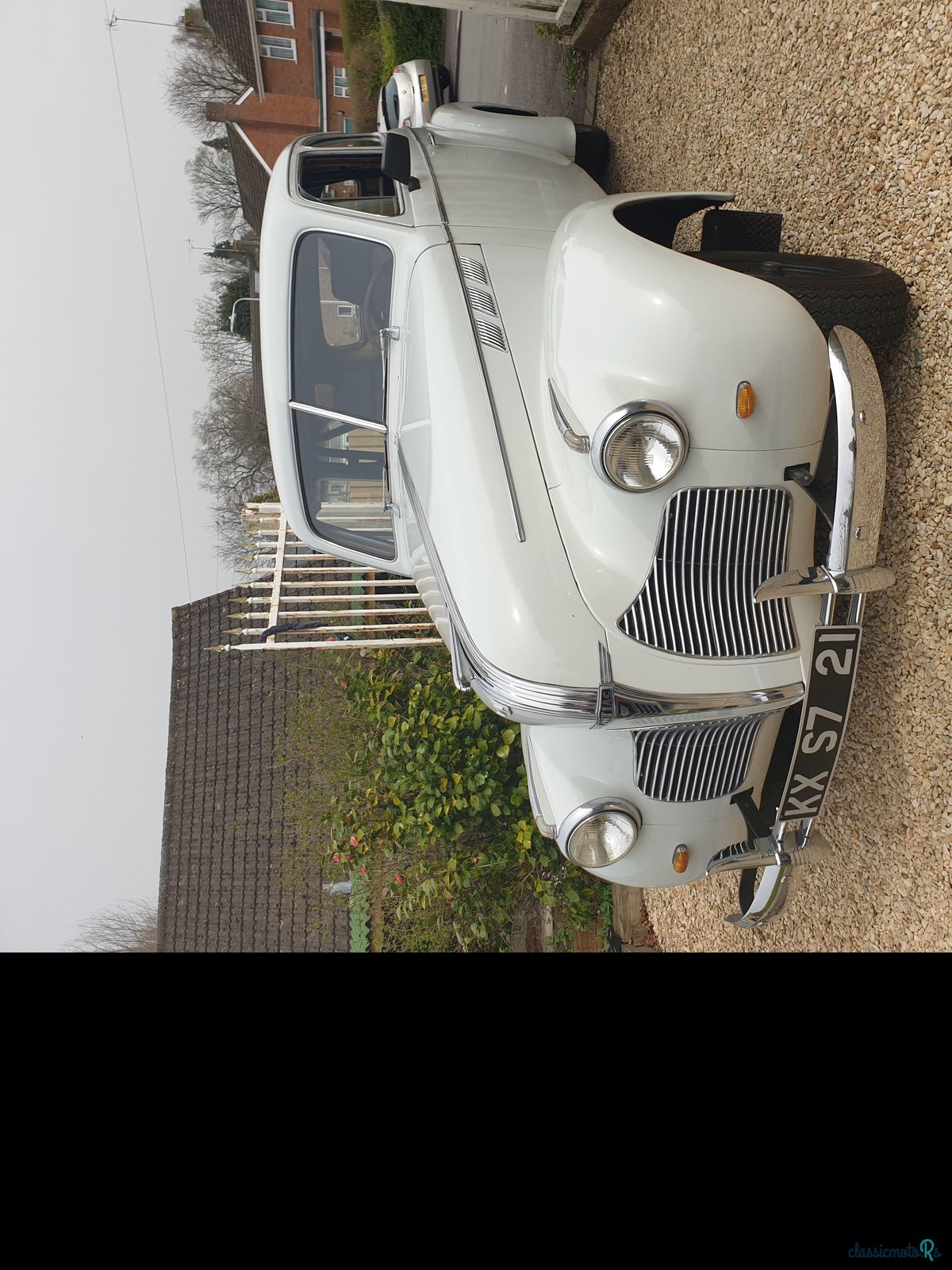 1940' Pontiac Two Door Sedan photo #5