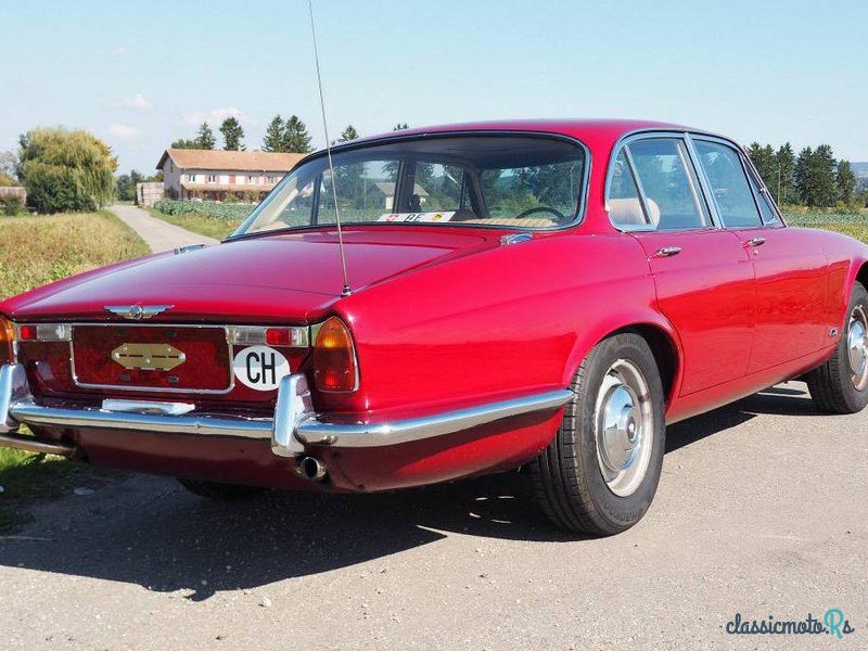 1970' Jaguar XJ photo #4