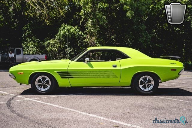 1972' Dodge Challenger photo #3