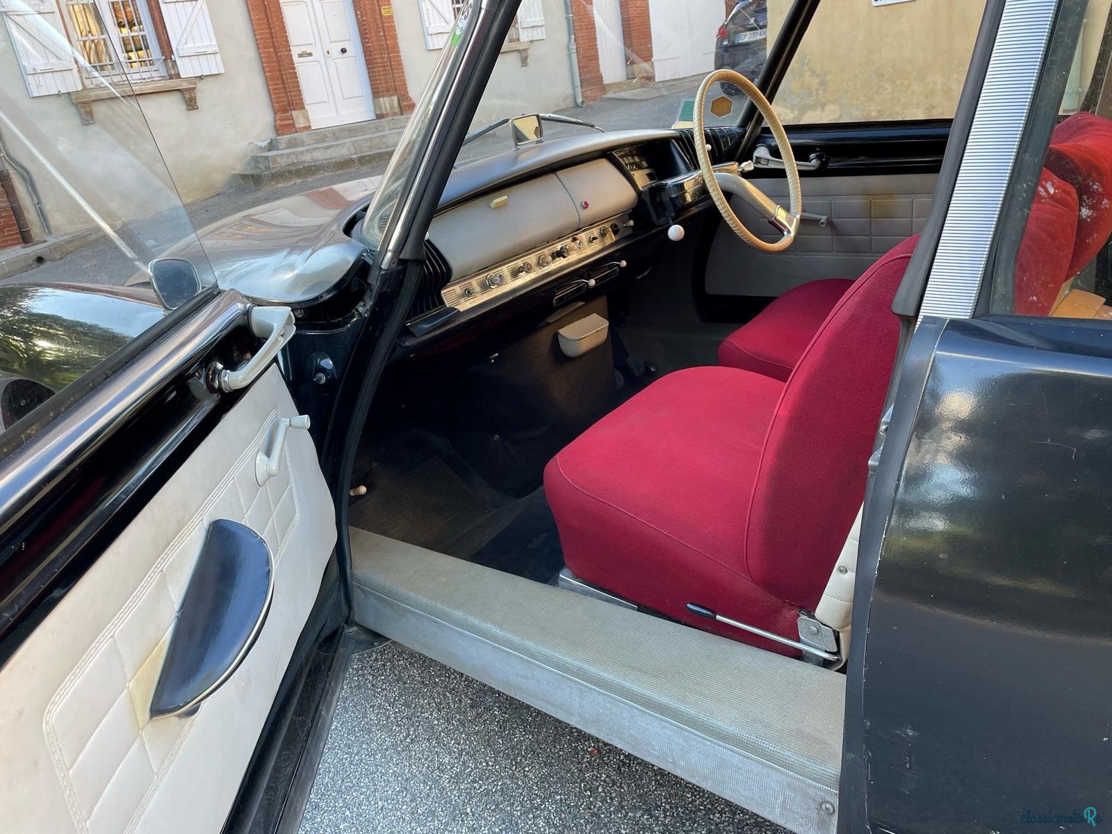 1960' Citroen ID19 photo #4