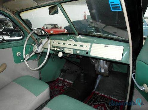 1947' Volvo Pv 444 photo #2
