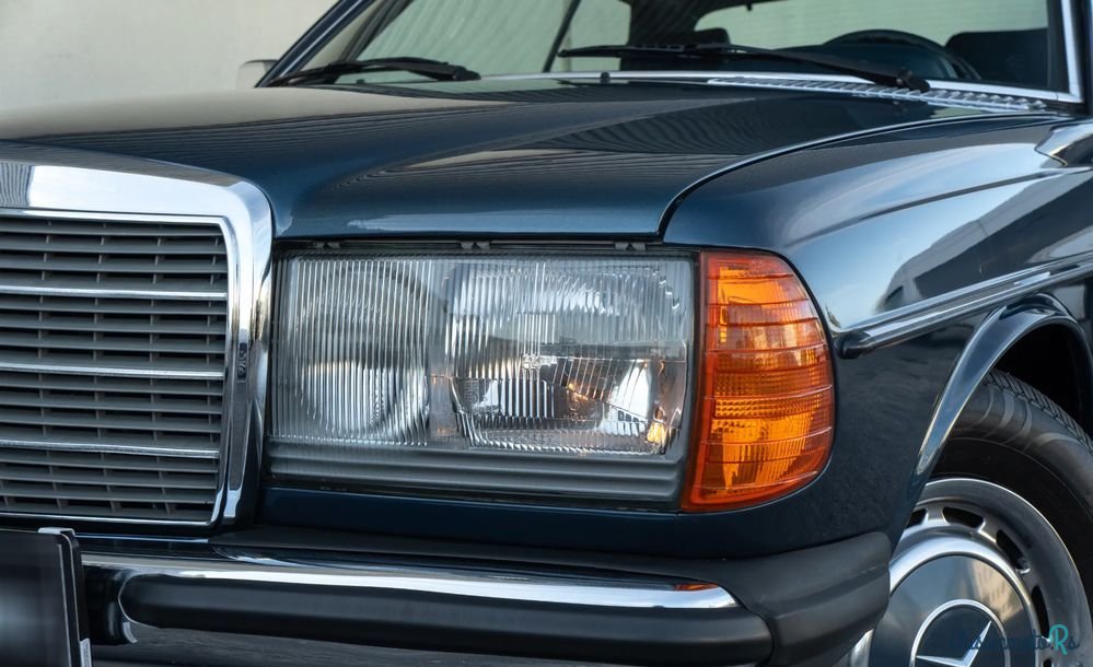 1979' Mercedes-Benz 280 photo #4