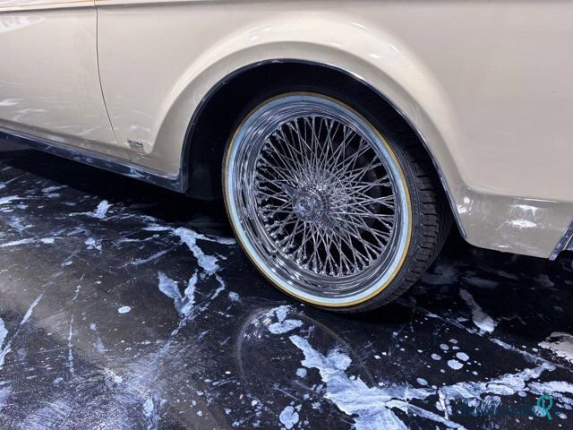 1970' Lincoln Continental photo #5