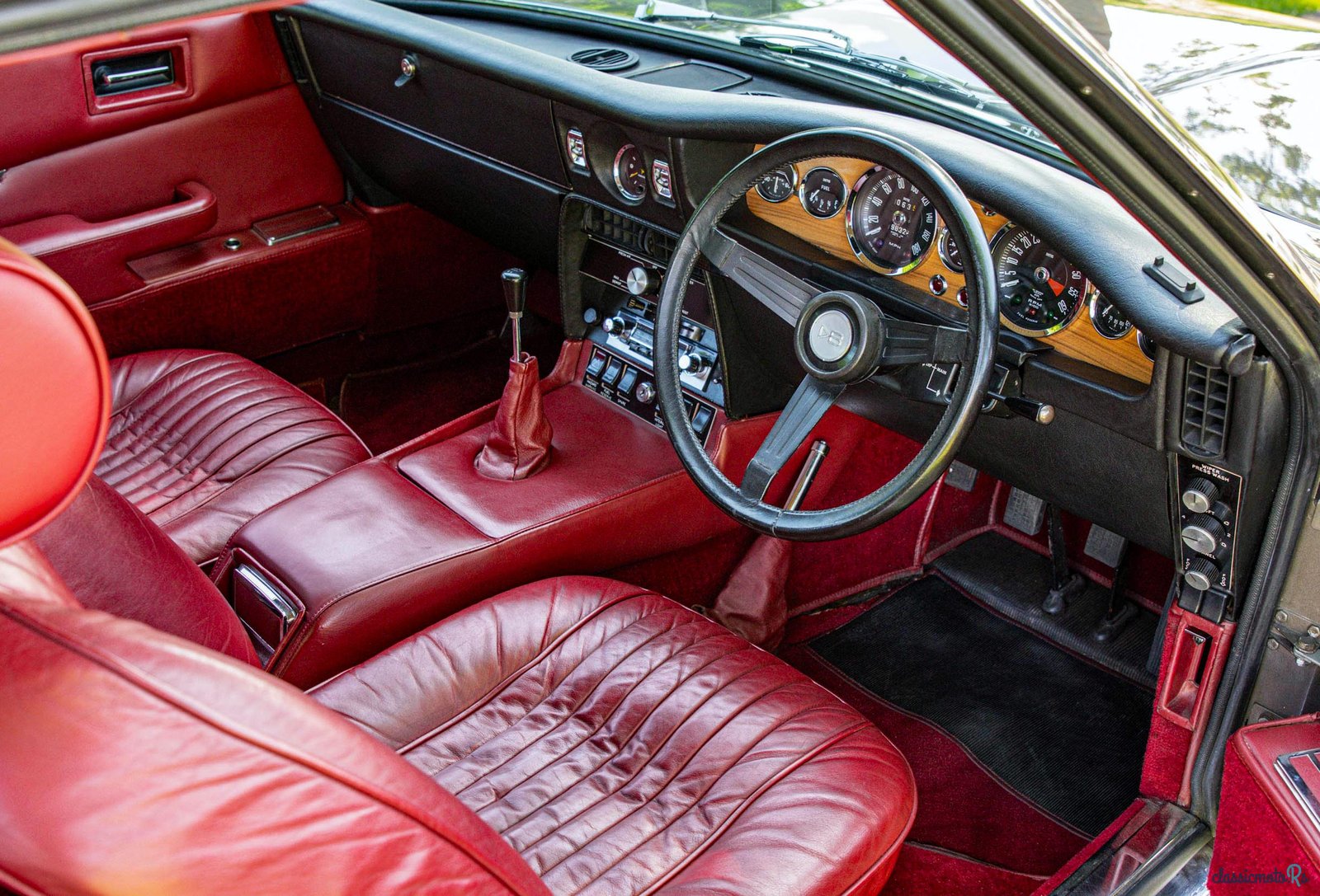 1968' Aston Martin DBS photo #5