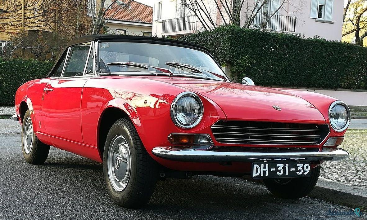 1969' Fiat 124 photo #2