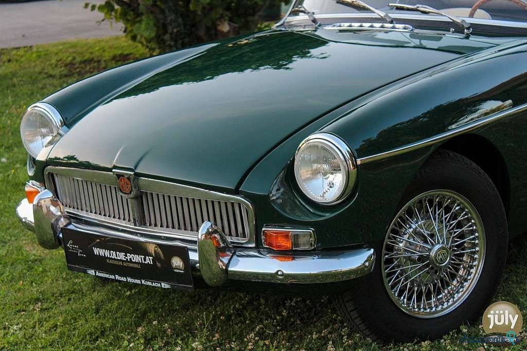 1976' MG MG B photo #6