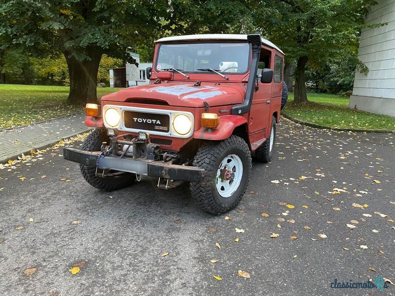 1979' Toyota Land Cruiser photo #2