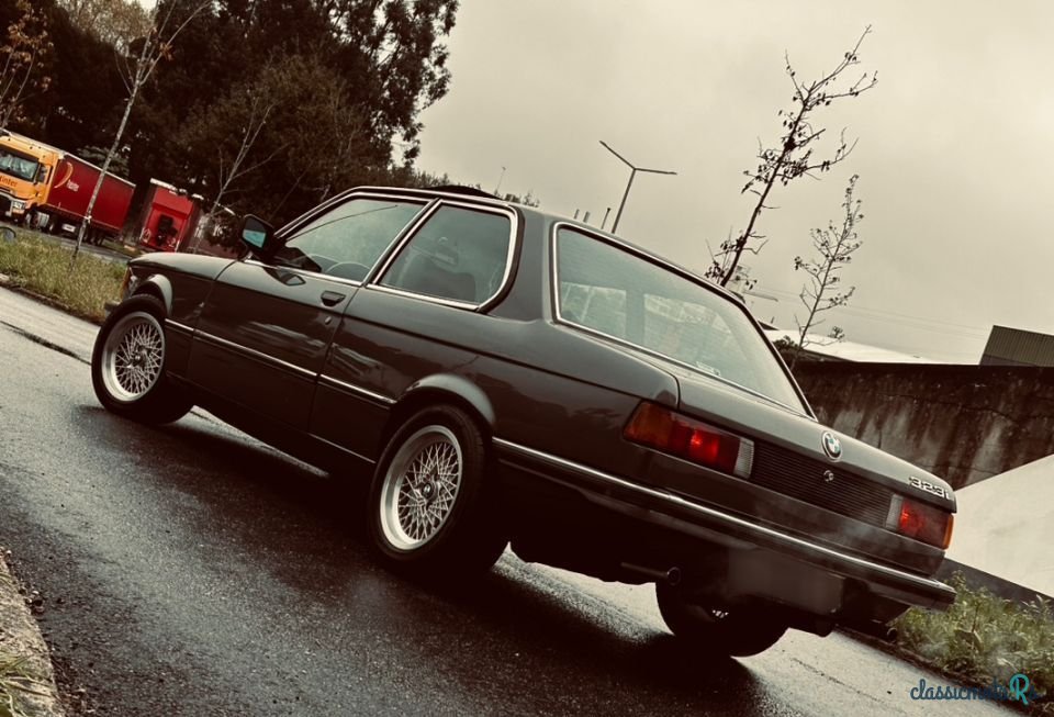 1980' BMW 323 photo #3