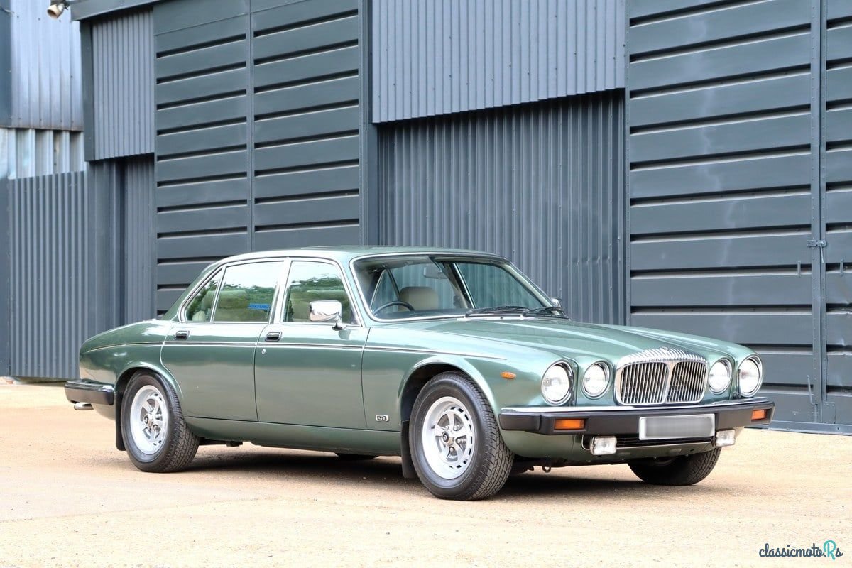 1986' Daimler Double Six photo #3