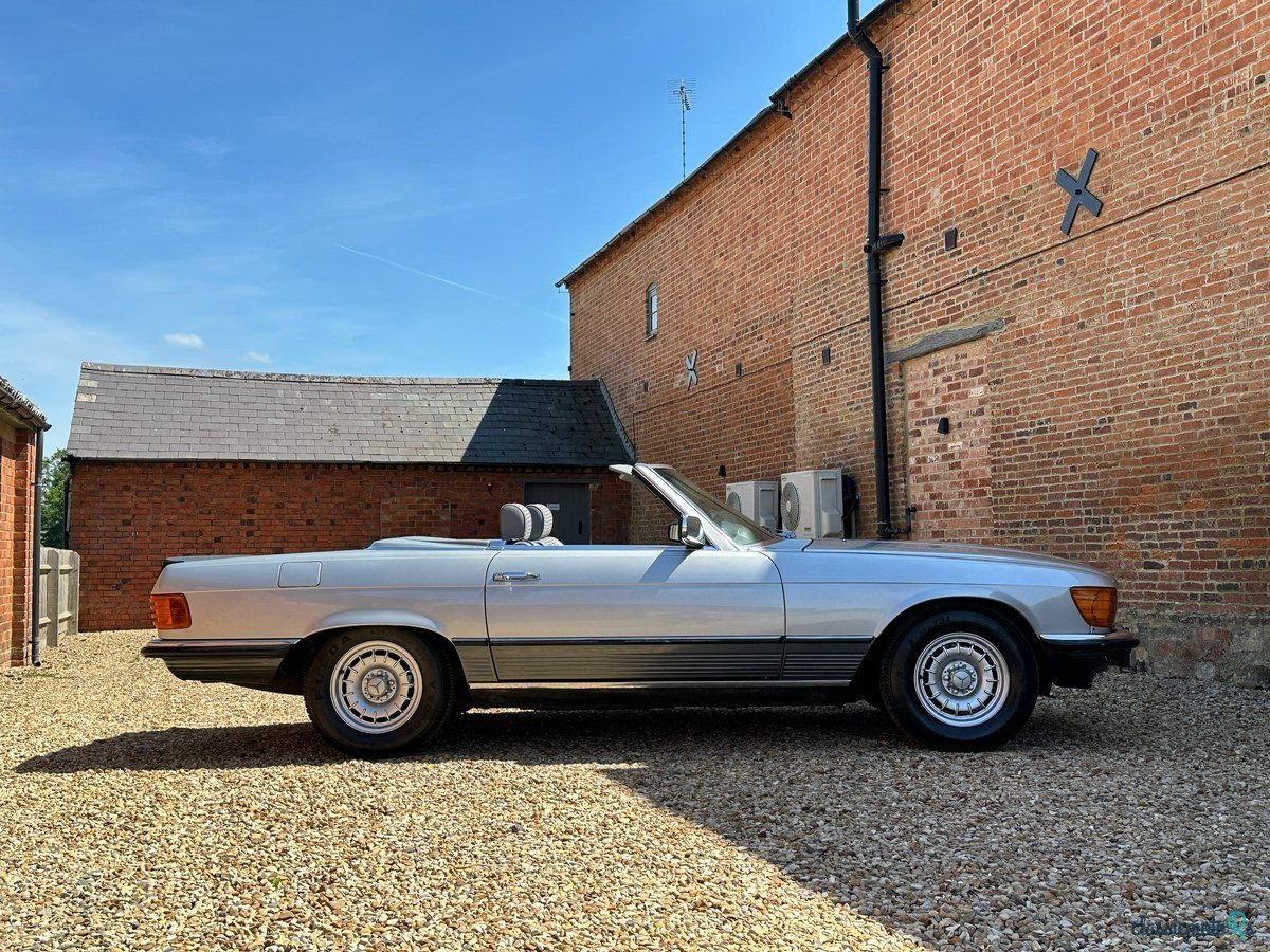 1985' Mercedes-Benz Sl Class photo #2