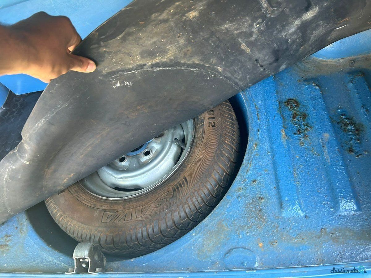 1971' Mitsubishi Colt photo #3