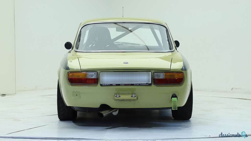 1972' Alfa Romeo GT photo #5