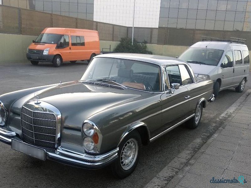 1965' Mercedes-Benz 200 photo #1