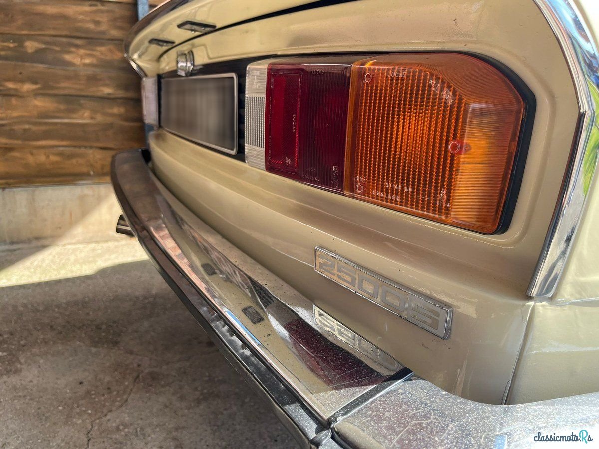 1976' Triumph 2500S photo #6