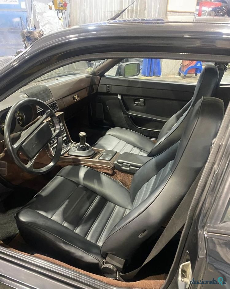 1984' Porsche 944 photo #4