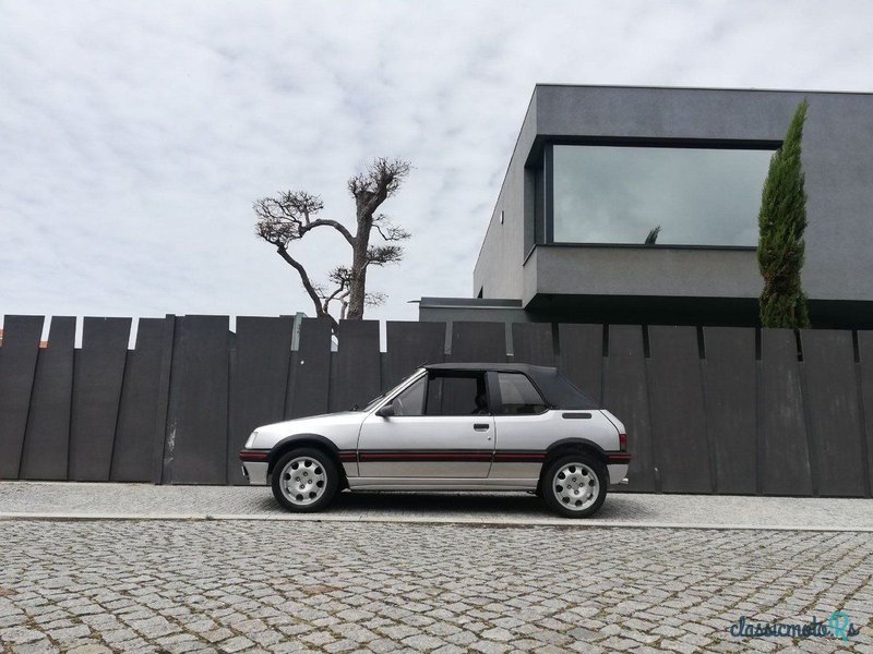 1989' Peugeot 205 photo #6