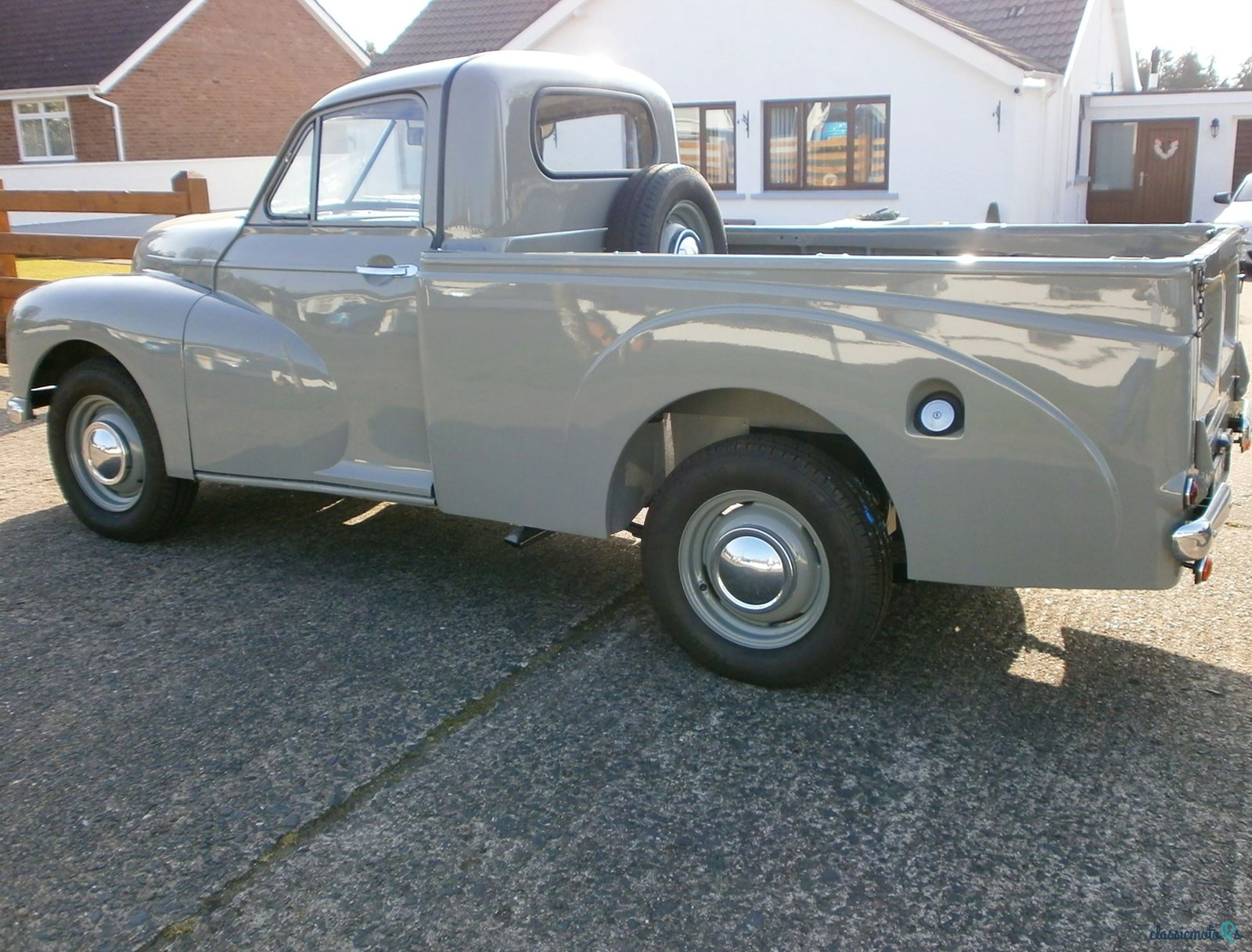 1951' Morris Oxford photo #3