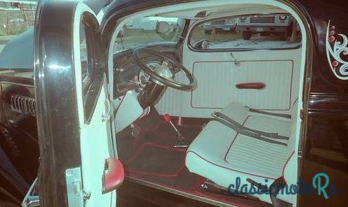 1935' Chevrolet 3-Window Coupe photo #5